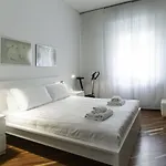 Duprè 5 * Milan