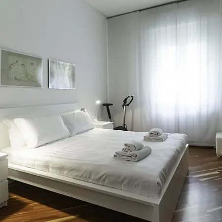 Dupre 5 * Milano
